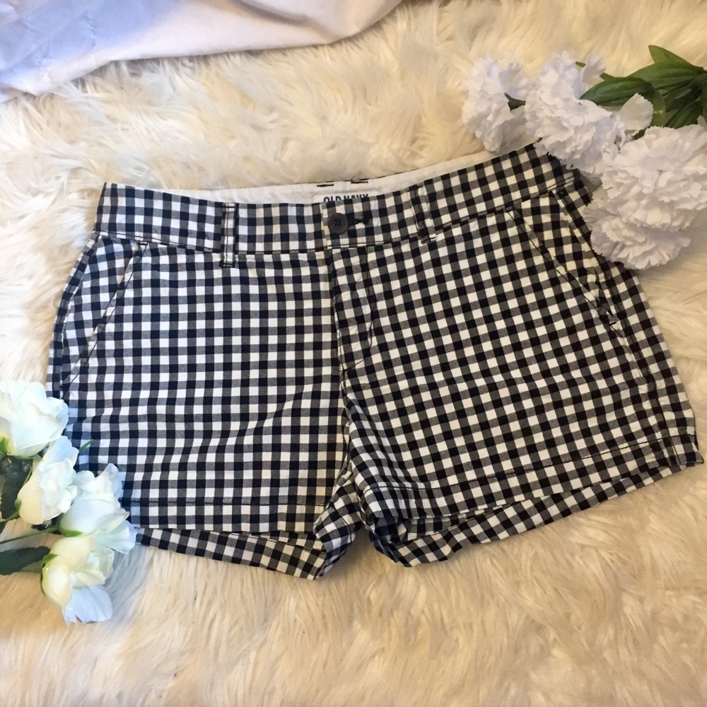 Old Navy Black and White Gingham Shorts {4}